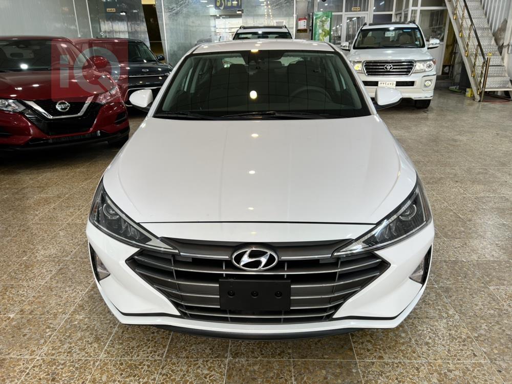 هیوندای ئەلەنترا